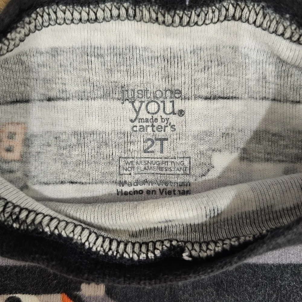 Carters size 2t
